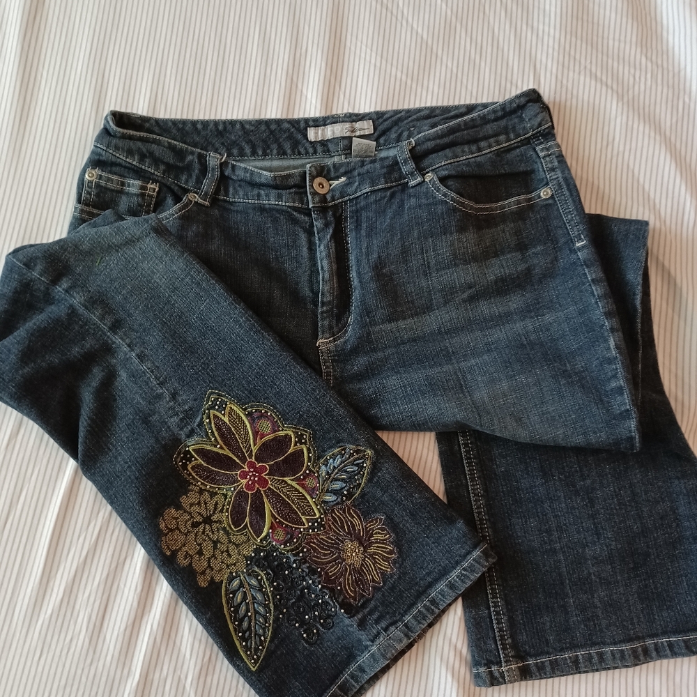 Chicos Platinum Embroidered Denim Pants